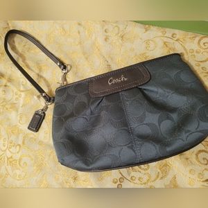Brand New Without Tag Vintage Coach Wrislet